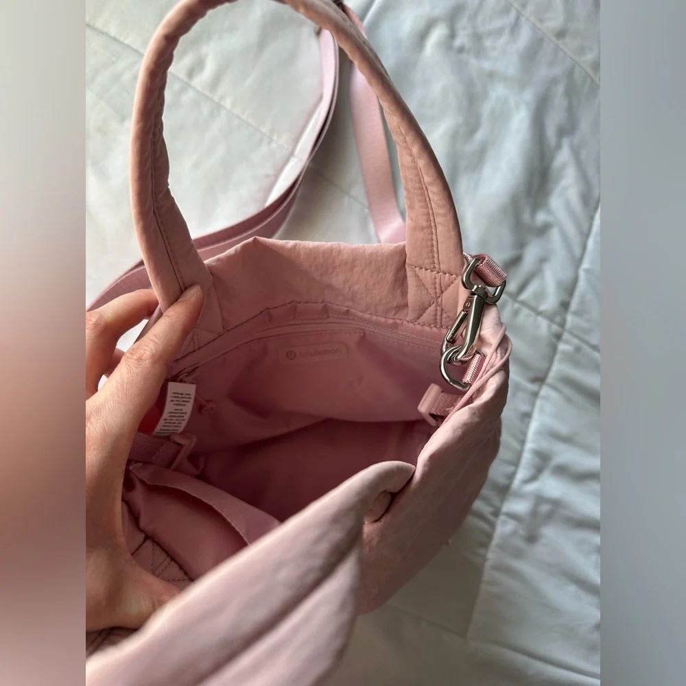 LULULEMON PINK HAZE ON MY LEVEL SMALL TOTE BAG 5L - Picture 6 of 6